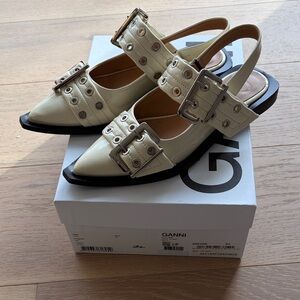 Ganni Off-White Buckle Ballerina Flats